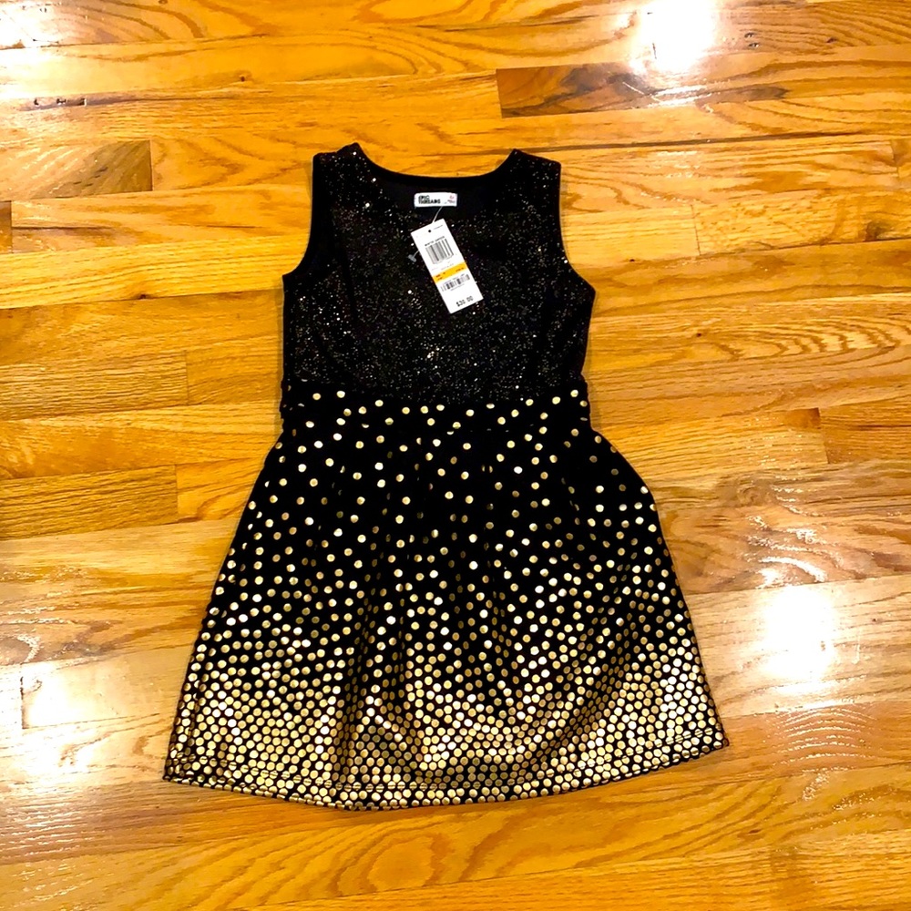 Girls dress